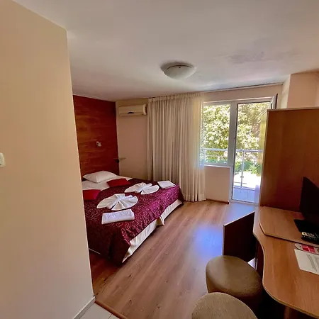 ゲストハウス Debimar チェルノモレツ