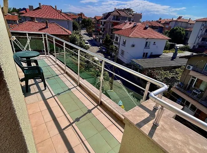 招待所 Debimar 切尔诺莫雷茨