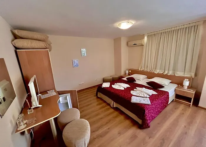 招待所 Debimar 切尔诺莫雷茨