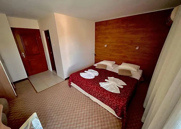 招待所 Debimar 切尔诺莫雷茨