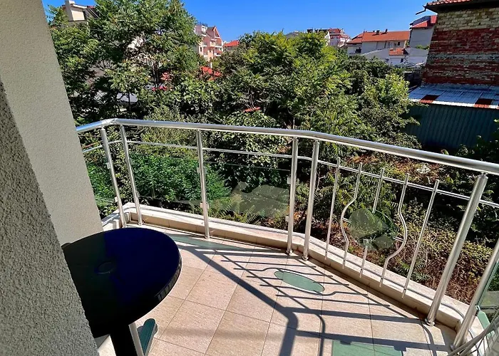 Debimar 切尔诺莫雷茨